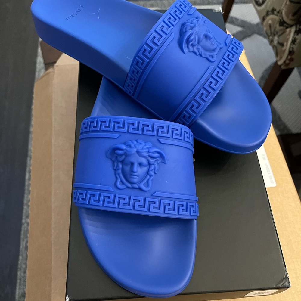 Versace Slides